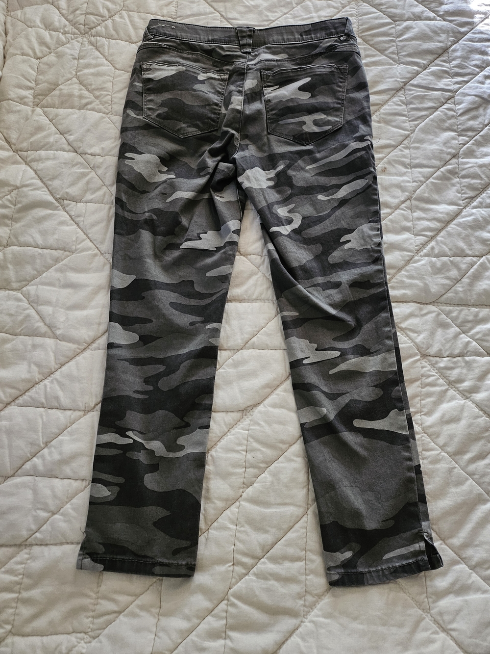 Wit & Wisdom Mid-Rise Skinny Camo Jeans w/ Comfort Waist  - 4P - Picture 2 of 7